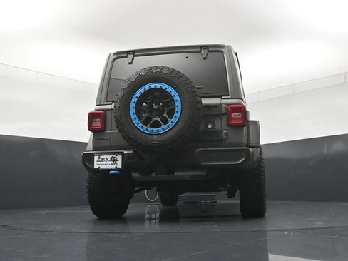 Used 2023 Jeep Wrangler Unlimited Rubicon 4xe w/ Cold Weather Group AWD/4WD image 23