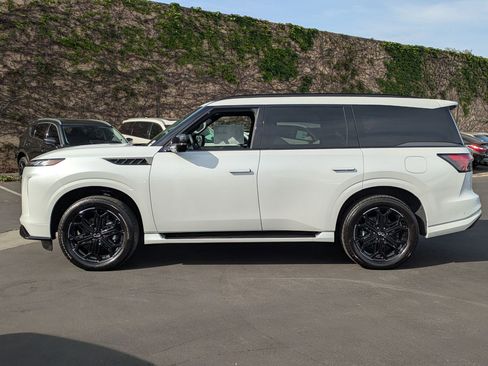 New 2026 INFINITI QX80 4WD image 4