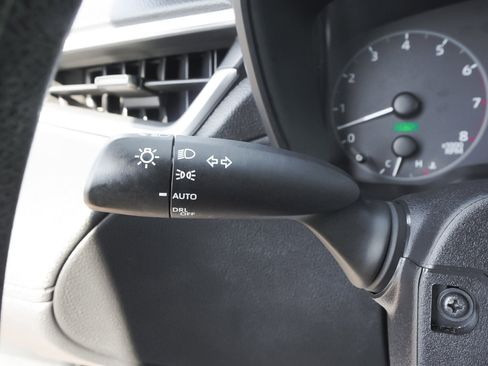 Used 2024 Toyota Corolla Cross AWD Hybrid image 21