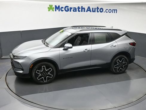 Used 2023 Chevrolet Blazer RS w/ Driver Confidence II Package AWD/4WD image 22