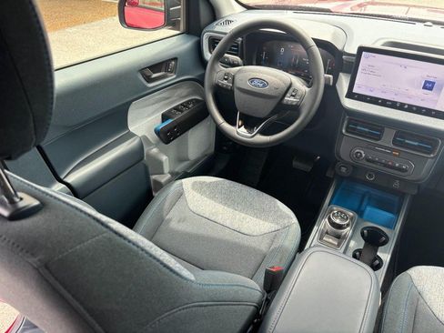 New 2026 Ford Maverick XLT w/ XLT Luxury Package FWD image 13