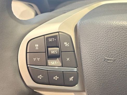 New 2025 Ford Explorer Active w/ Active Comfort Package image 12