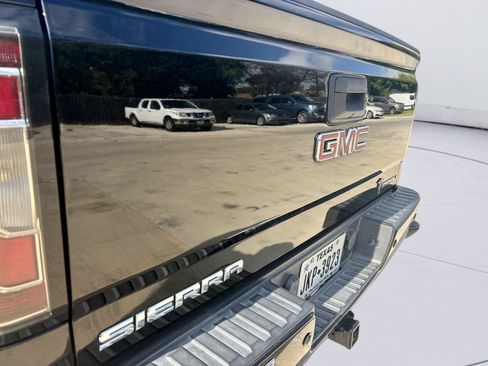 Used 2017 GMC Sierra 1500 Denali AWD/4WD image 6