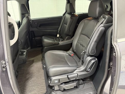 Used 2024 Honda Odyssey Touring image 42