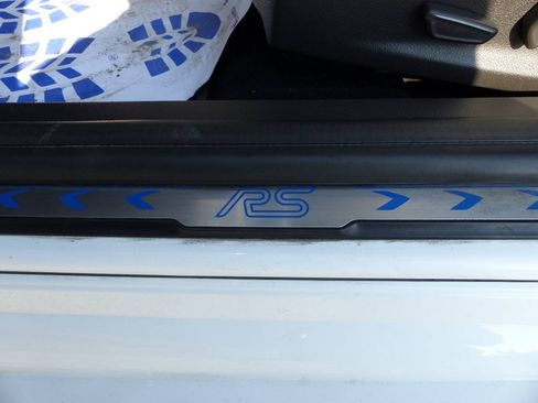 Used 2017 Ford Focus RS AWD/4WD image 33