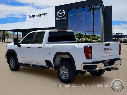 Used 2022 GMC Sierra 2500 Pro w/ Convenience Package RWD image 4