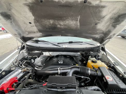 Used 2013 Ford F150 Platinum image 20