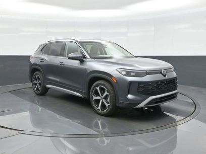 New 2026 Volkswagen Tiguan SE