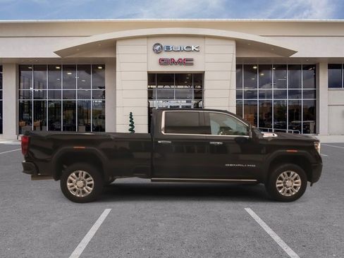 Certified 2021 GMC Sierra 3500 Denali w/ Denali Ultimate Package image 14