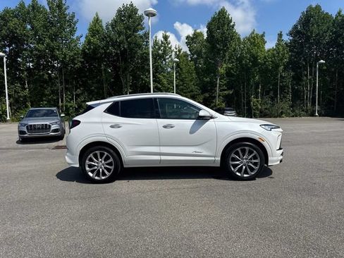 Used 2024 Buick Encore GX Avenir w/ Avenir Technology Package AWD/4WD image 3