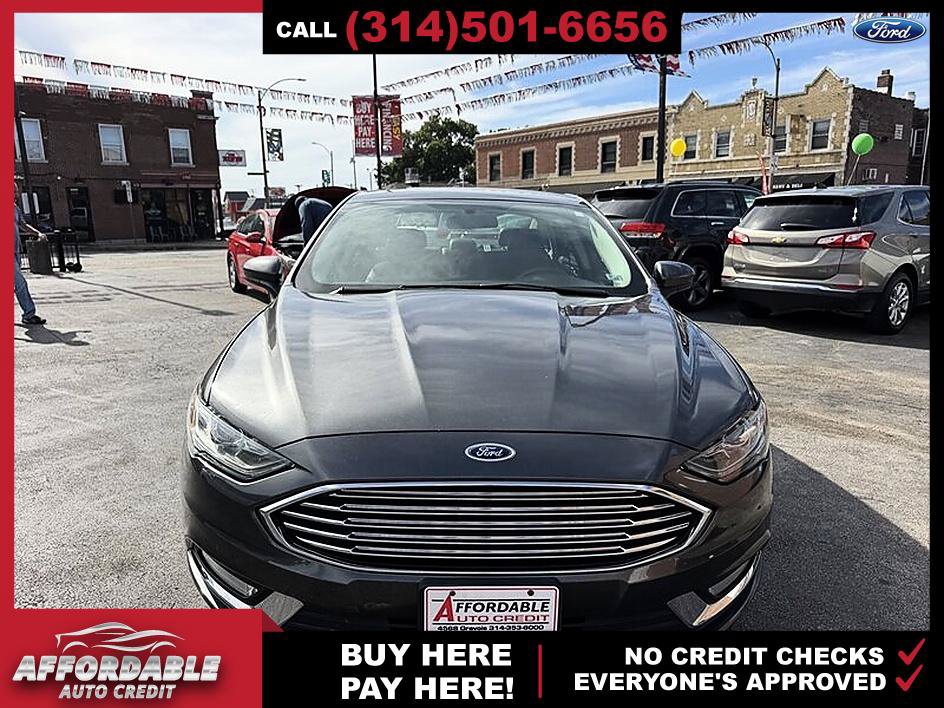 Used 2018 Ford Fusion SE w/ Equipment Group 201A FWD image 8