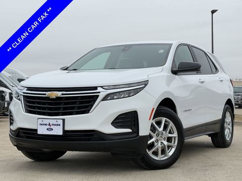 Used 2023 Chevrolet Equinox LS w/ LS Convenience Package image 2