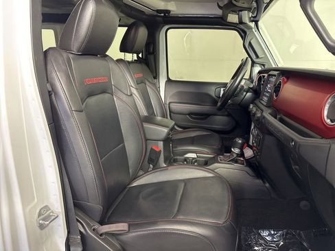 Used 2021 Jeep Wrangler Unlimited Rubicon image 12