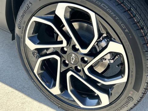 New 2026 Chevrolet Trax RS w/ Driver Confidence Package image 12