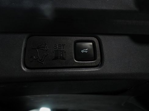 Used 2021 Ford Mustang Mach-E Premium image 41