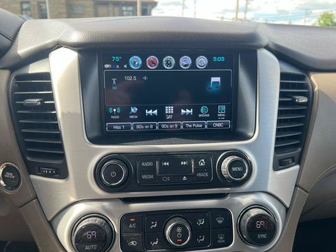 Used 2019 GMC Yukon XL SLT w/ Open Road Package RWD image 25