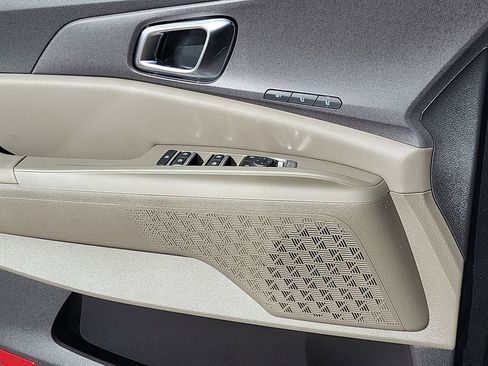 New 2026 Kia Carnival EX FWD image 6