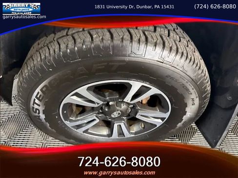 Used 2017 Toyota Tacoma TRD Pro image 11