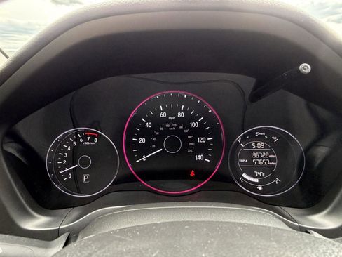 Used 2016 Honda HR-V EX-L image 16