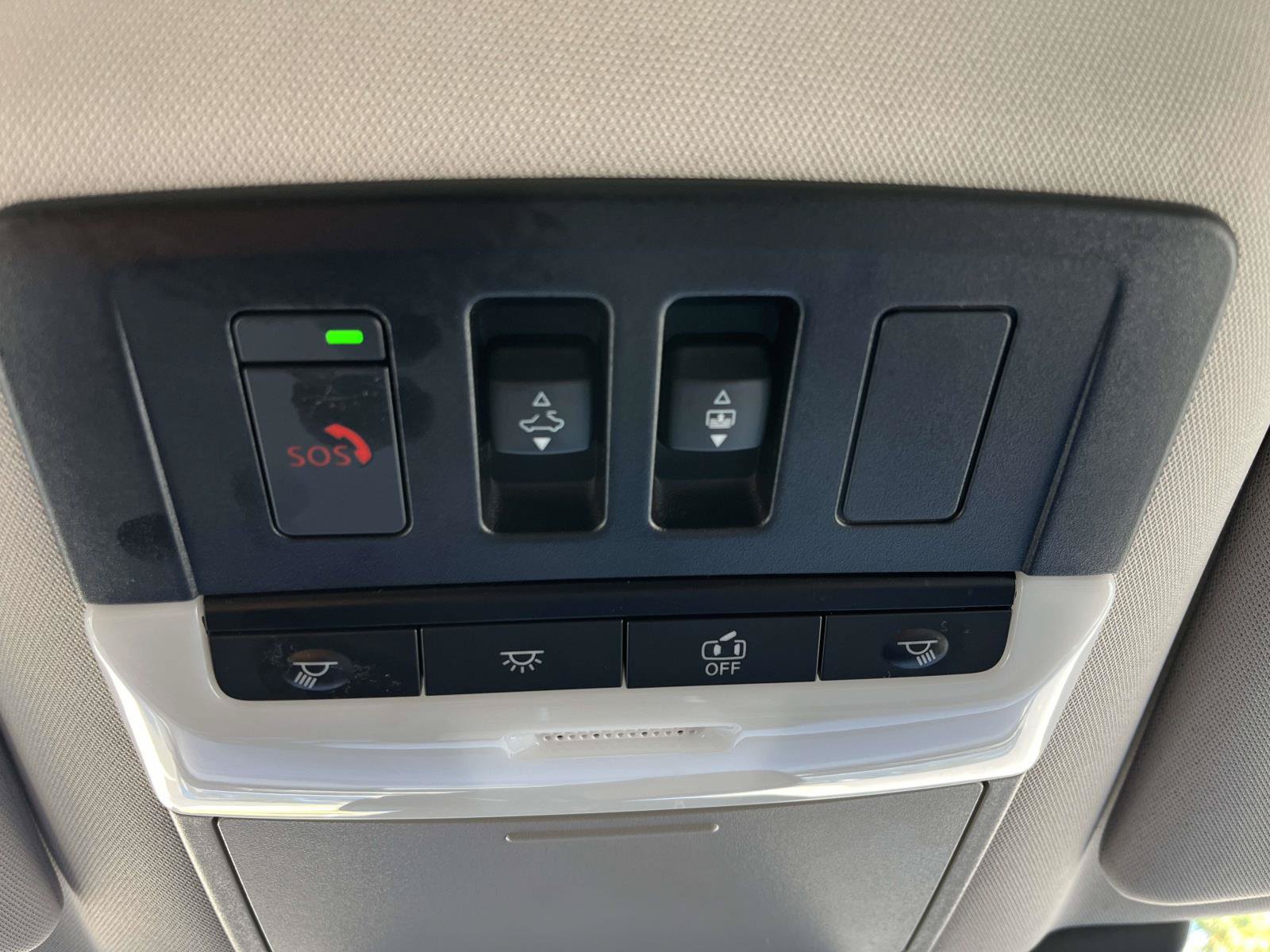 Used 2024 Nissan Pathfinder SL w/ SL Premium Package AWD/4WD image 30