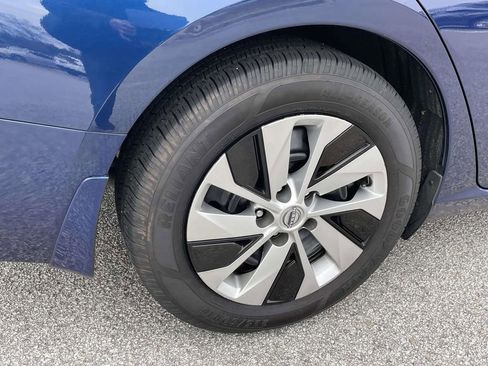 Used 2023 Nissan Altima 2.5 S image 7