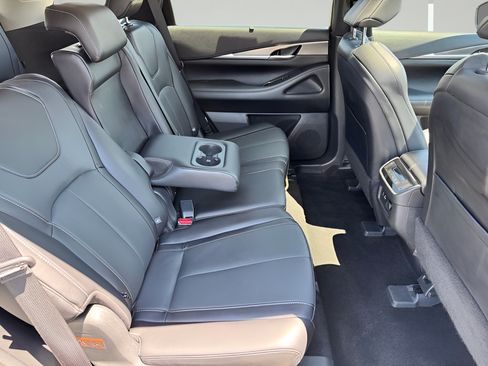 Used 2024 INFINITI QX60 Luxe FWD image 13