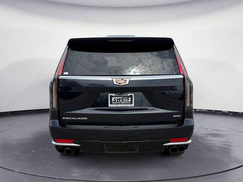 Used 2021 Cadillac Escalade ESV Premium Luxury w/ Driver Assist Tech Package image 6