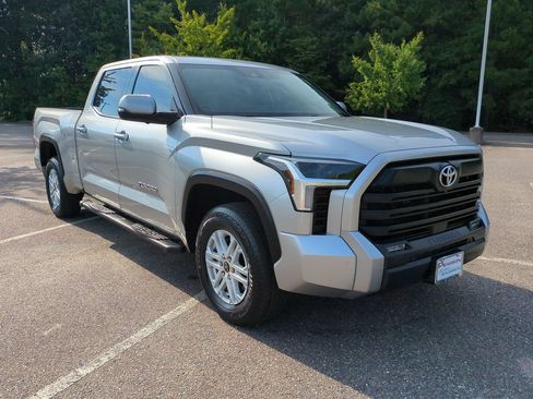 Used 2023 Toyota Tundra SR5 w/ SR5 Premium Package AWD/4WD image 2