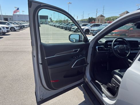 Used 2025 Kia Telluride SX Prestige X-Pro AWD/4WD image 25