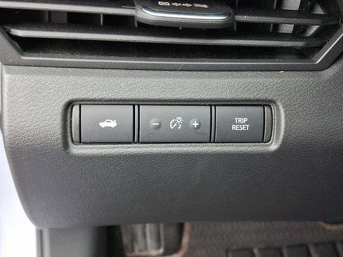 Certified 2025 Nissan Altima 2.5 SR image 26