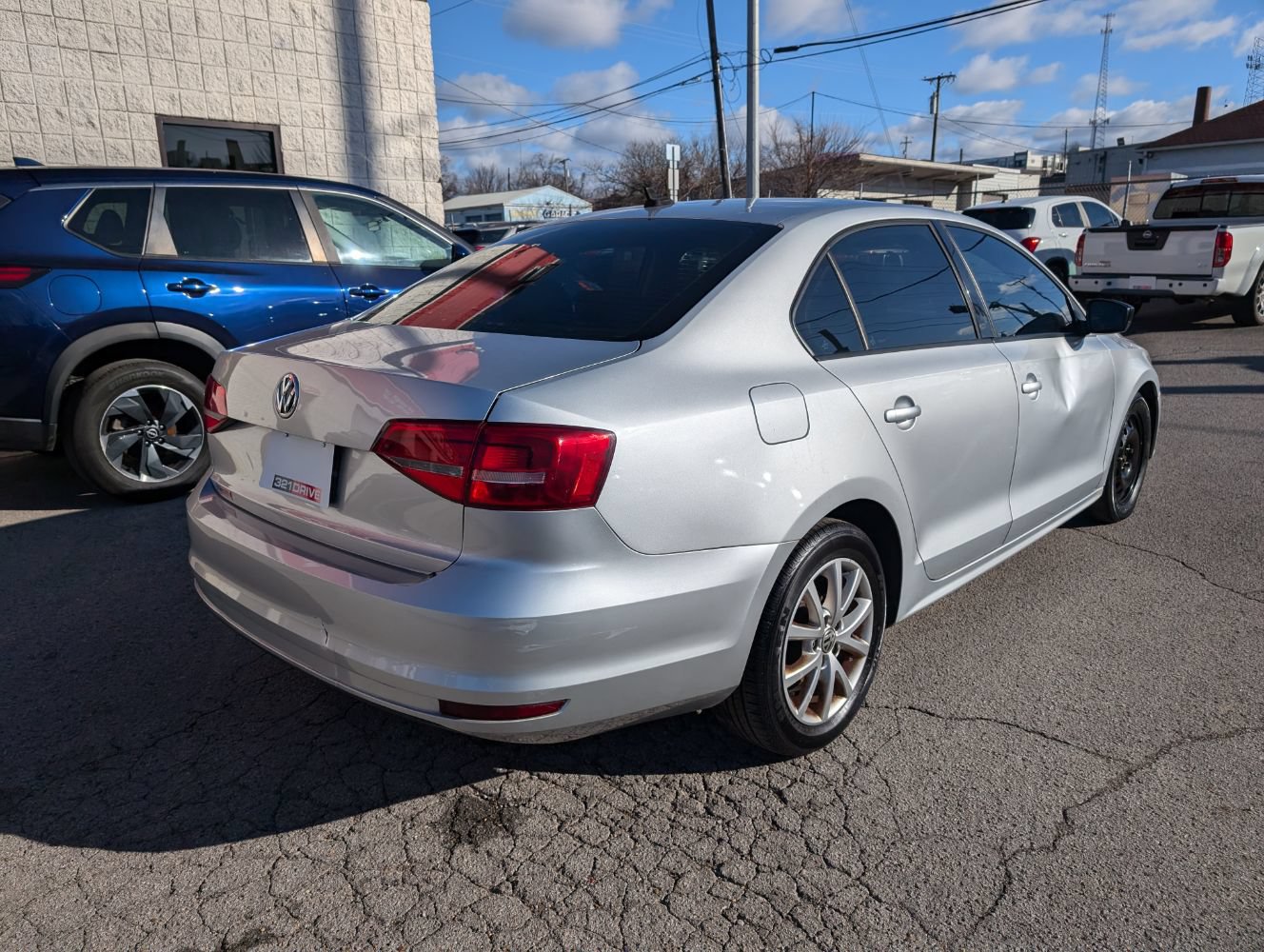 Used 2015 Volkswagen Jetta SE FWD image 6