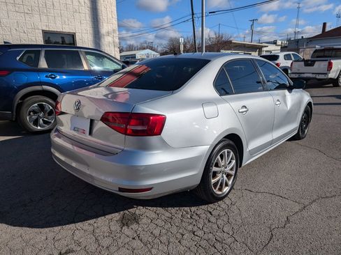Used 2015 Volkswagen Jetta SE FWD image 6