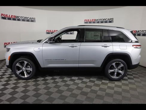 New 2024 Jeep Grand Cherokee Limited 4xe w/ Luxury Tech Group II AWD/4WD image 6