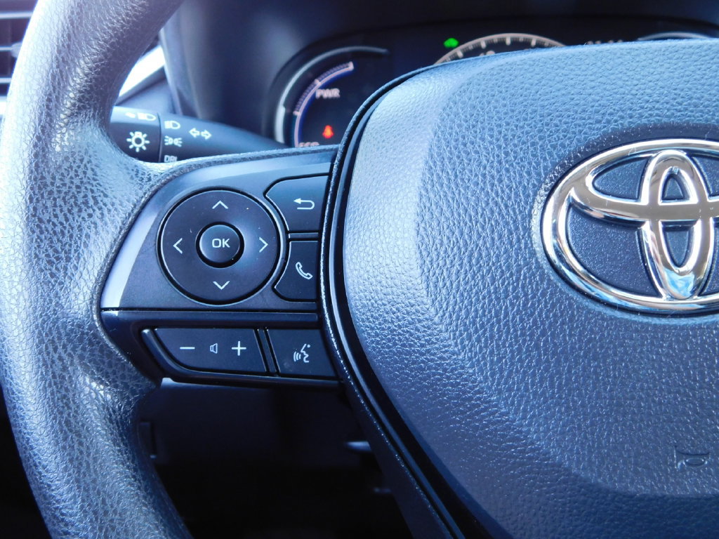 Used 2025 Toyota RAV4 LE AWD/4WD image 27