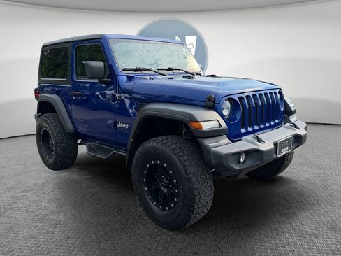 Used 2019 Jeep Wrangler Sport AWD/4WD image 1