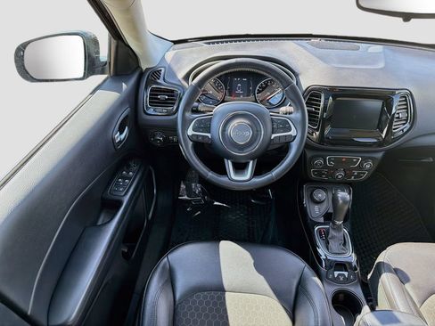 Used 2020 Jeep Compass Latitude AWD/4WD image 21