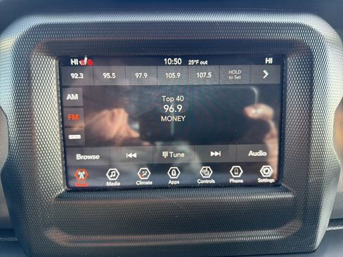 Used 2023 Jeep Wrangler Sport image 12