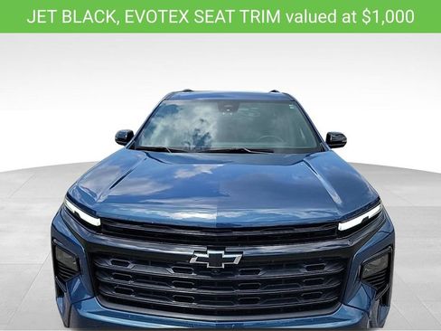 Used 2024 Chevrolet Traverse LT w/ Midnight/Sport Edition AWD/4WD image 6