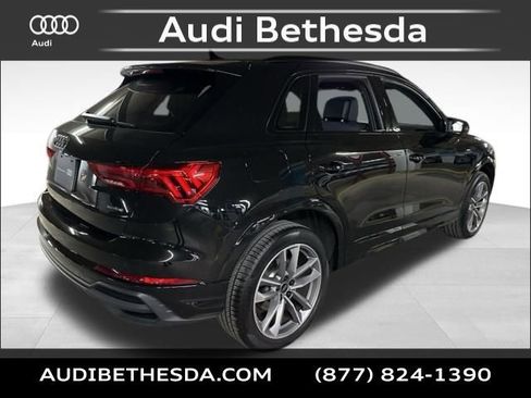 Certified 2025 Audi Q3 2.0T Premium w/ Convenience Package image 7
