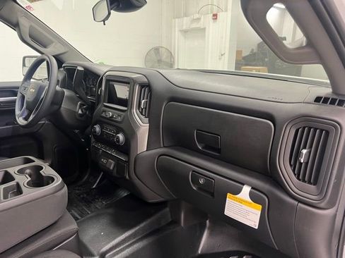 New 2026 Chevrolet Silverado 1500 W/T w/ WT Value Package AWD/4WD image 21