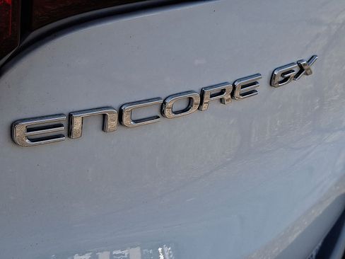Used 2024 Buick Encore GX Preferred FWD image 23