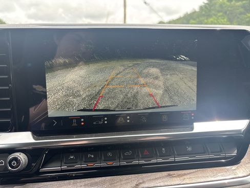 New 2026 Chevrolet Silverado 1500 LTZ w/ LTZ Premium Package AWD/4WD image 20