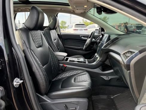 Used 2024 Ford Edge Titanium AWD/4WD image 15