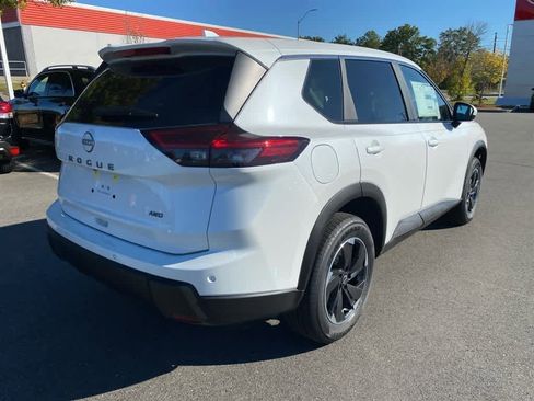 New 2026 Nissan Rogue SV image 7