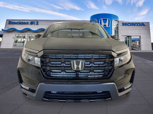 New 2026 Honda Ridgeline Black Edition image 9