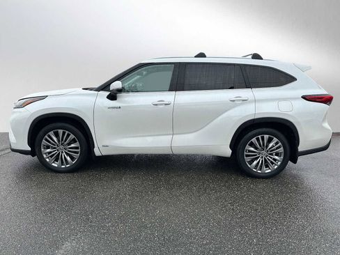 Used 2021 Toyota Highlander Platinum image 6