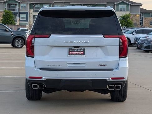 New 2026 GMC Yukon XL Denali w/ Denali Reserve Package RWD image 5