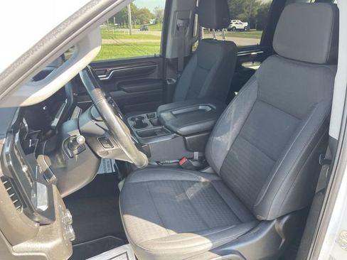 Used 2024 Chevrolet Silverado 2500 LT w/ Convenience Package AWD/4WD image 11