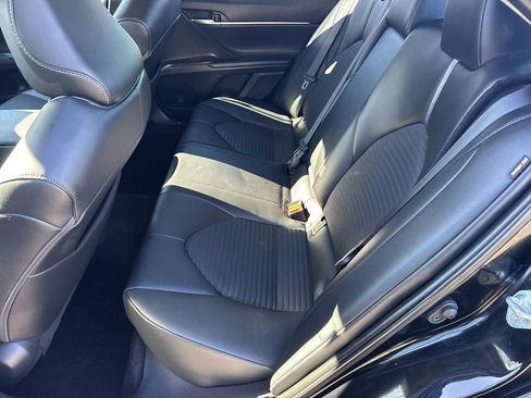 Used 2022 Toyota Camry SE image 20