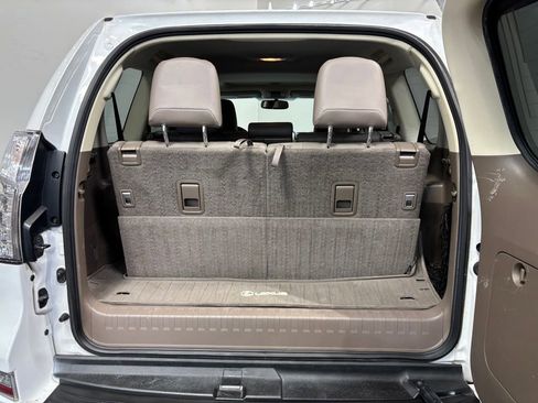 Used 2018 Lexus GX 460 w/ Navigation Package AWD/4WD image 31